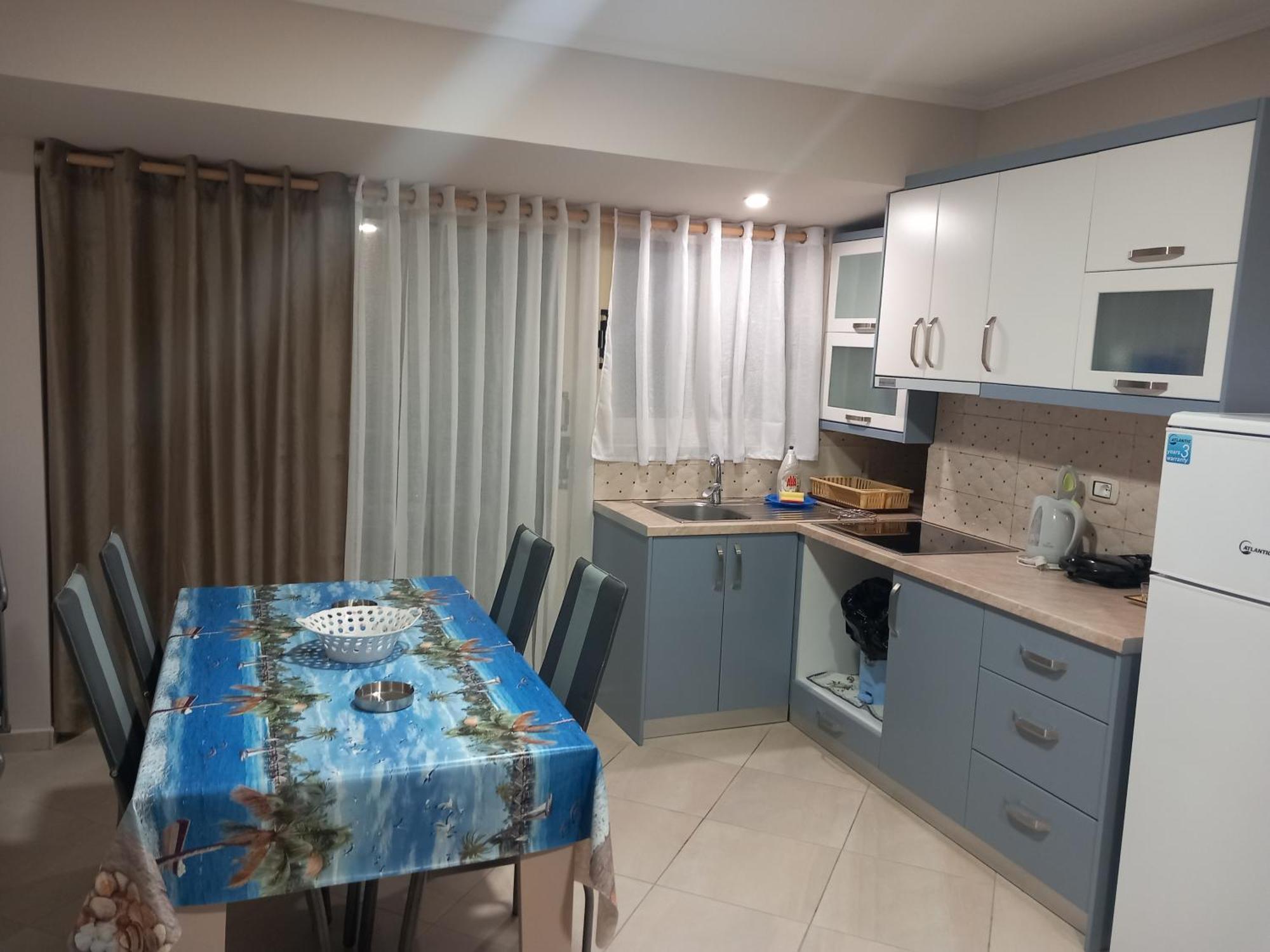Eleana'S Apartament Sarandë Eksteriør billede