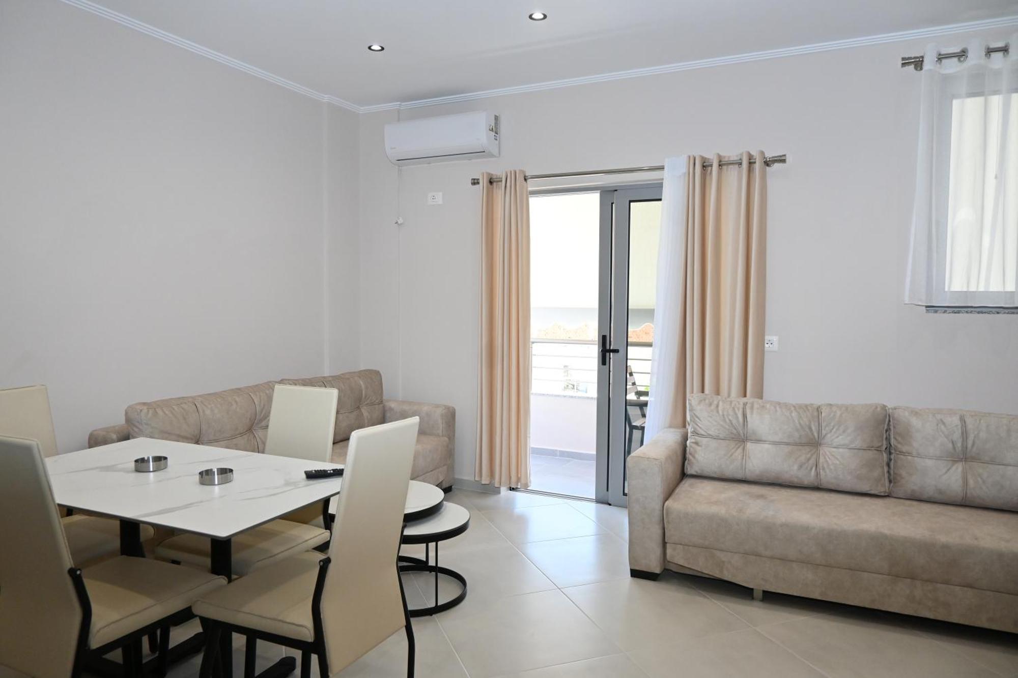 Eleana'S Apartament Sarandë Værelse billede