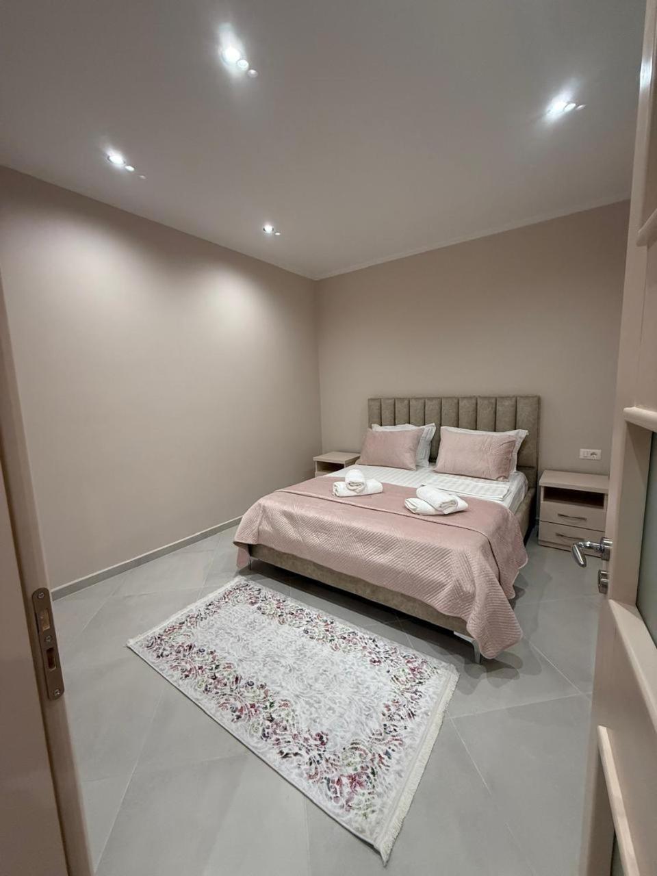 Eleana'S Apartament Sarandë Eksteriør billede