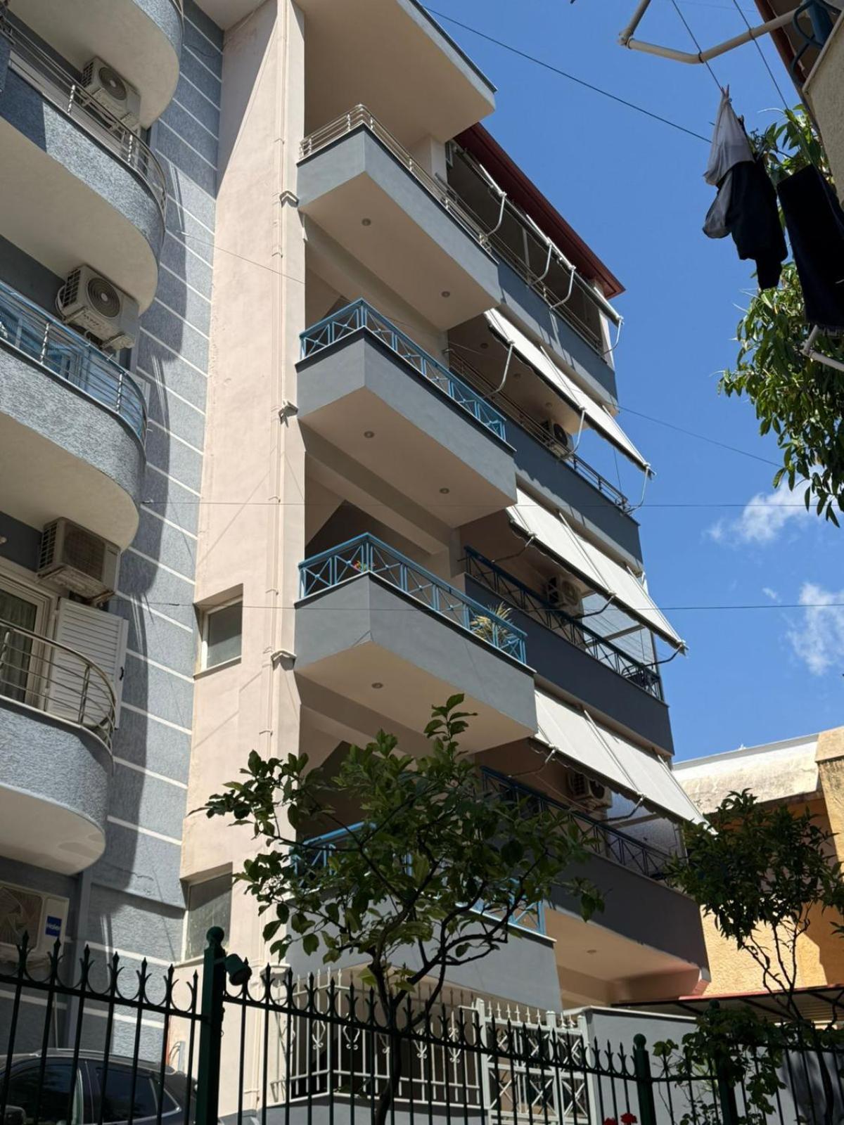 Eleana'S Apartament Sarandë Eksteriør billede