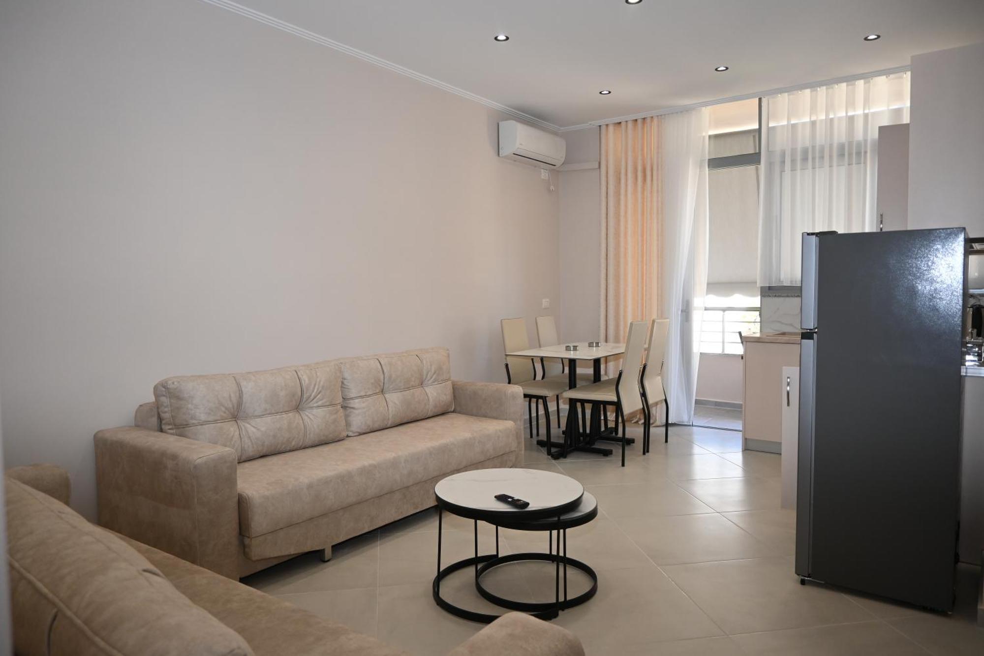 Eleana'S Apartament Sarandë Eksteriør billede